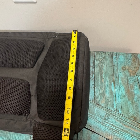 Incase Icon Laptop EDC Sling Bag Travel - Picture 8 of 13